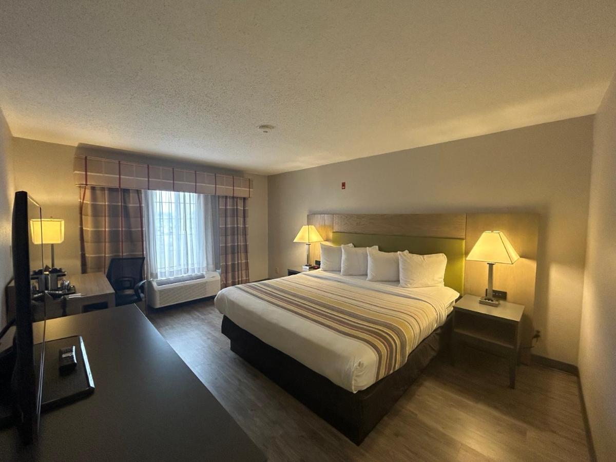 Country Inn & Suites By Radisson, Grand Rapids Airport, Mi Cascade Exterior foto