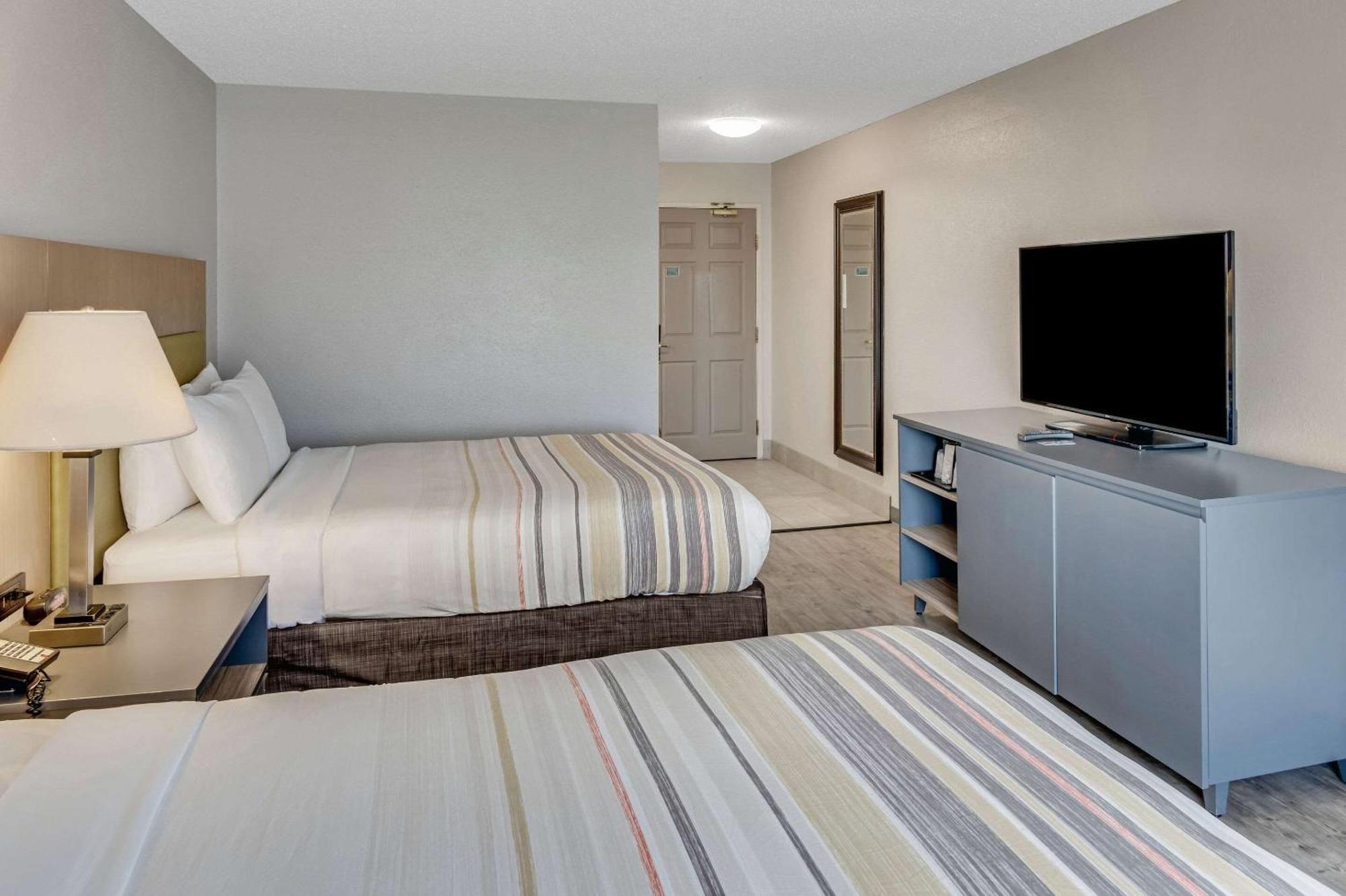 Country Inn & Suites By Radisson, Grand Rapids Airport, Mi Cascade Exterior foto